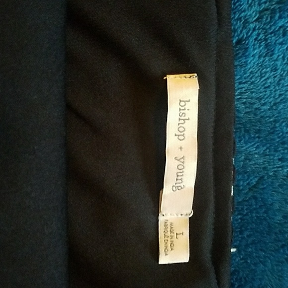 Jaquard Mini Skirt - Picture 5 of 6